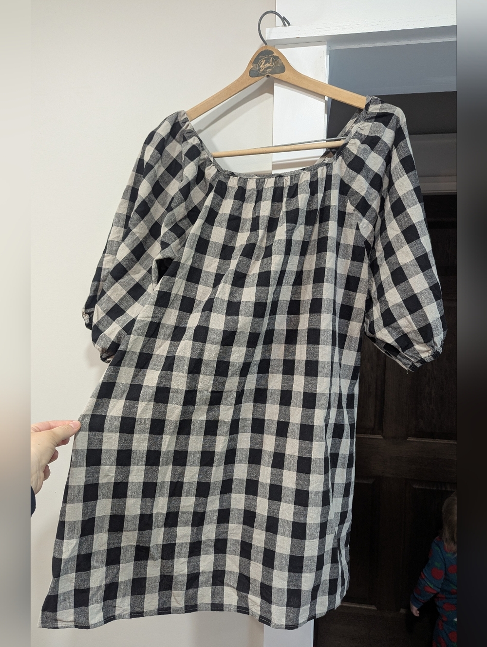 Carly Jean Los Angeles Black and Beige Puff Sleeve Gingham Dress Size Small